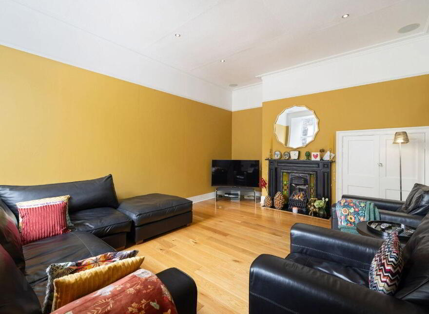 Kilteragh House, 6 Kilteragh Pines, Foxrock, Foxrock, D18K8Y2