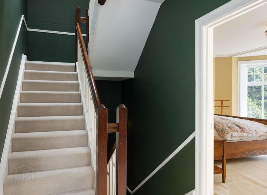 Kilteragh House, 6 Kilteragh Pines, Foxrock, Foxrock, D18K8Y2