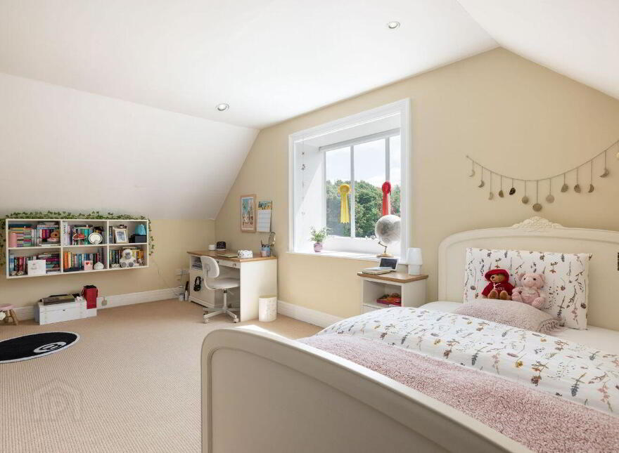 Kilteragh House, 6 Kilteragh Pines, Foxrock, Foxrock, D18K8Y2