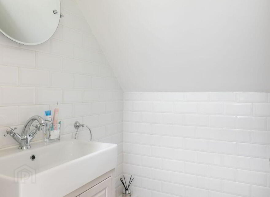 Kilteragh House, 6 Kilteragh Pines, Foxrock, Foxrock, D18K8Y2