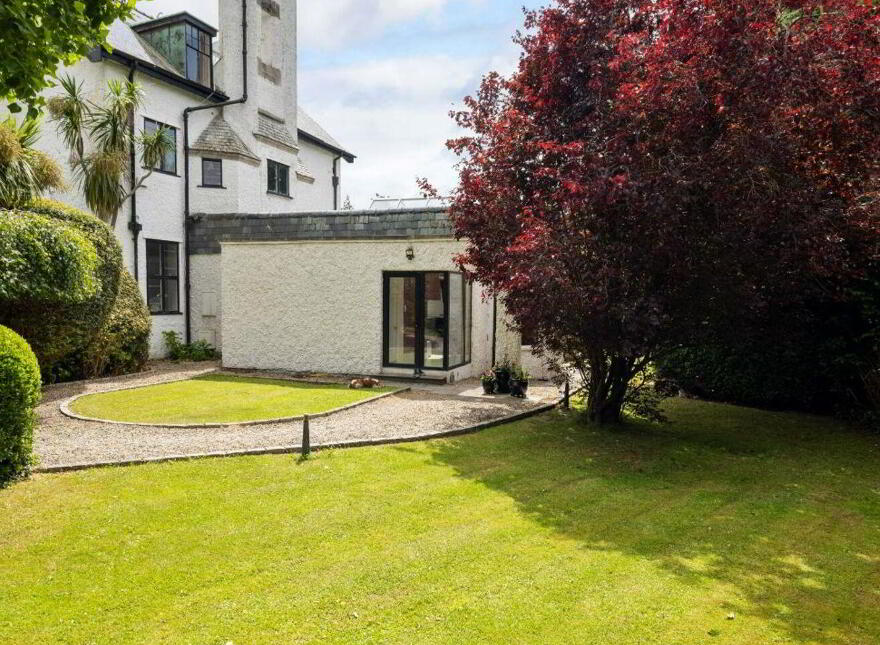 Kilteragh House, 6 Kilteragh Pines, Foxrock, Foxrock, D18K8Y2