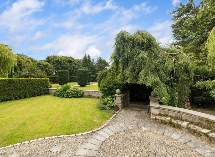 Kilteragh House, 6 Kilteragh Pines, Foxrock, Foxrock, D18K8Y2