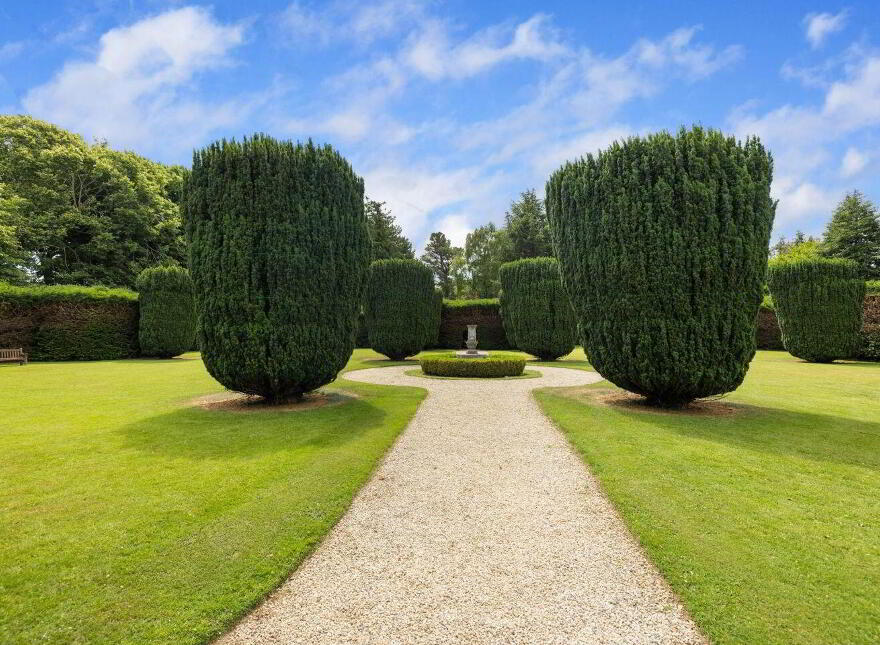 Kilteragh House, 6 Kilteragh Pines, Foxrock, Foxrock, D18K8Y2