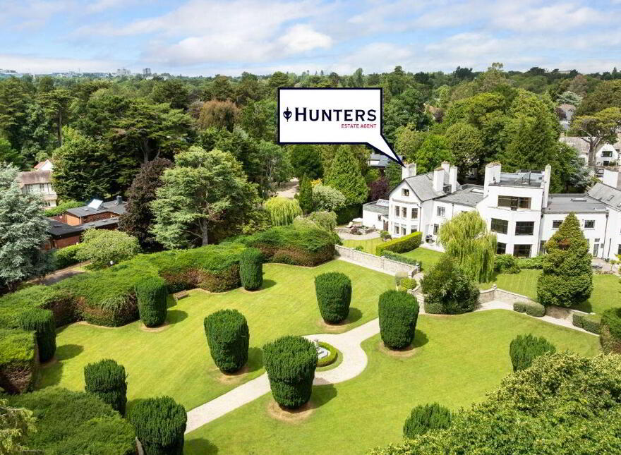 Kilteragh House, 6 Kilteragh Pines, Foxrock, Foxrock, D18K8Y2