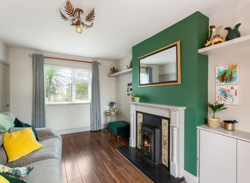 16 Saint Peter's Road, Bray