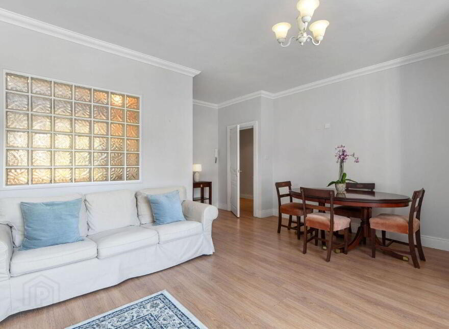 5 Hyde House, Clonfadda Wood, Mount Merrion Avenue, Blackrock, Blackrock, A94P039