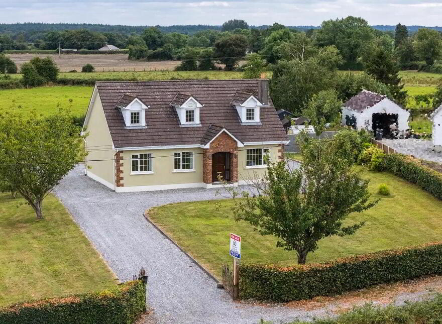 Mohia Lane, Killurin, Tullamore, R35XT72 photo