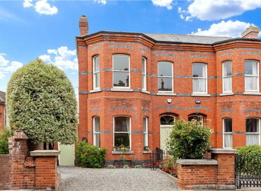 18 Warwick Villas, Sallymount Avenue, Ranelagh, Ranelagh, D06X5P2 photo