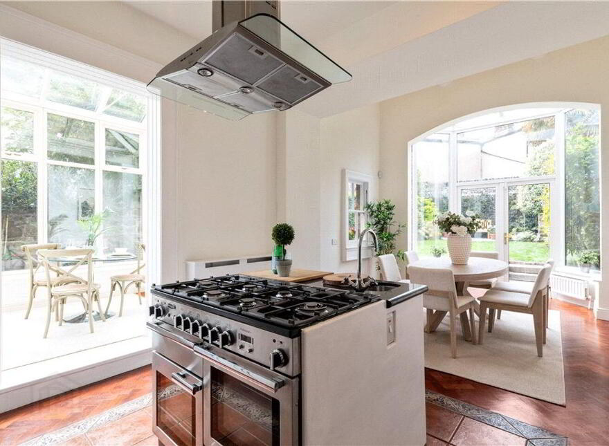 18 Warwick Villas, Sallymount Avenue, Ranelagh, Ranelagh, D06X5P2