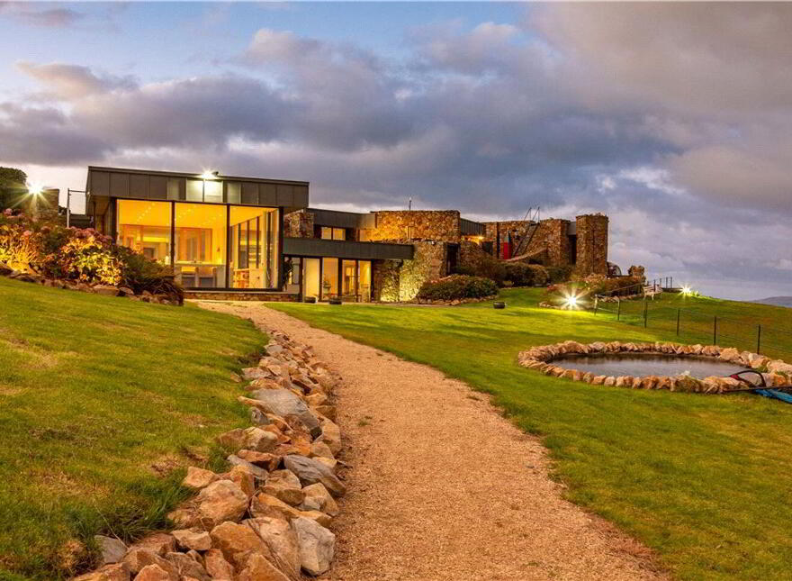 Heather Cottage, Upper Cliff Road, Howth, Howth, D13A326
