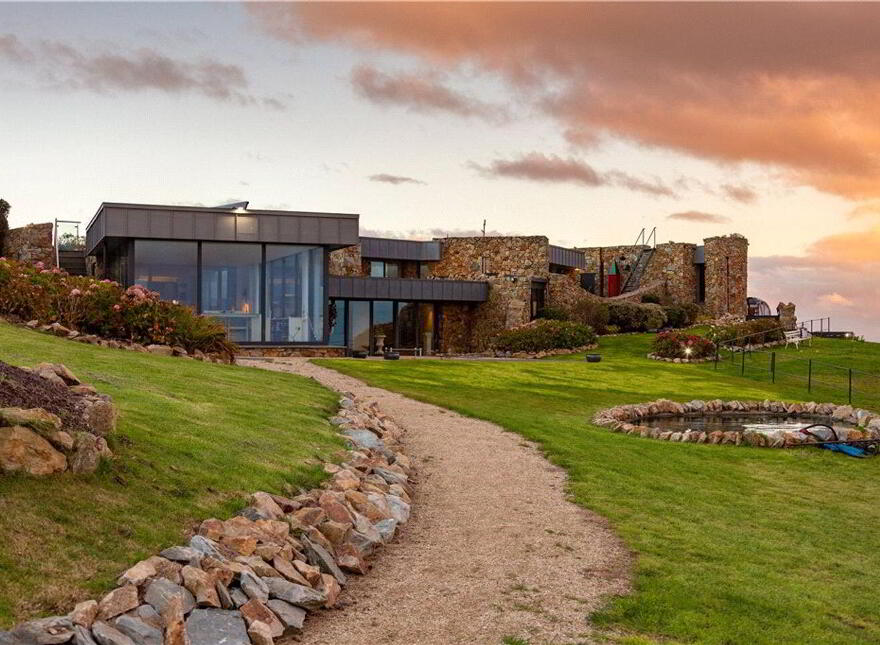 Heather Cottage, Upper Cliff Road, Howth, Howth, D13A326