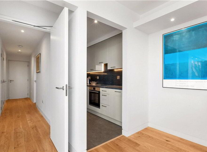 Apt 6 Block, 1 Clarion Quay, Dublin 1, D01X004