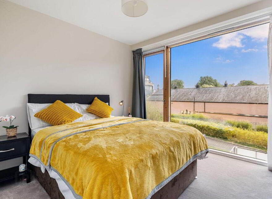 12 Temple Court, Milltown Avenue, Mount Saint Anne's, Dublin 6, D06EF99