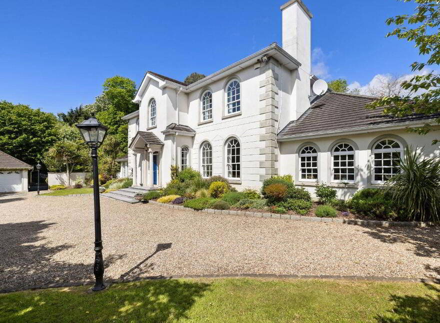 Marble Hall, Ferndale Glen, Rathmichael, D18YW13