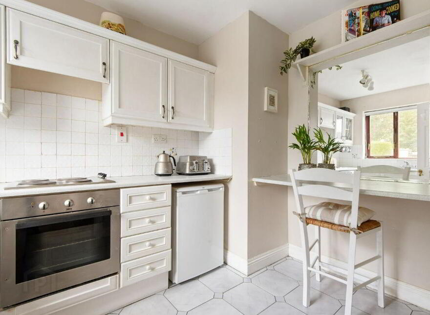 Apartment 11 Monkstown Square, Monkstown Avenue, Monkstown, A94NY79
