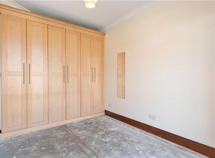 Seaquest, Booterstown Park, Booterstown, A94F822