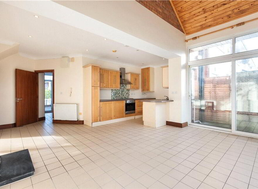 Seaquest, Booterstown Park, Booterstown, A94F822