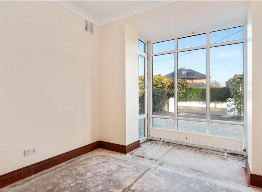 Seaquest, Booterstown Park, Booterstown, A94F822