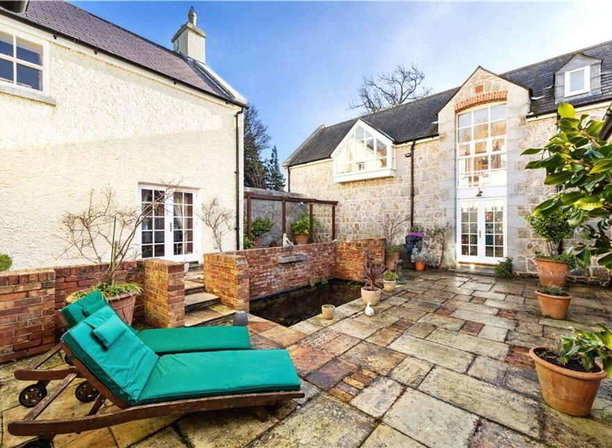 Ballybetagh House, Ballybetagh Road, Dublin 18, D18VY01
