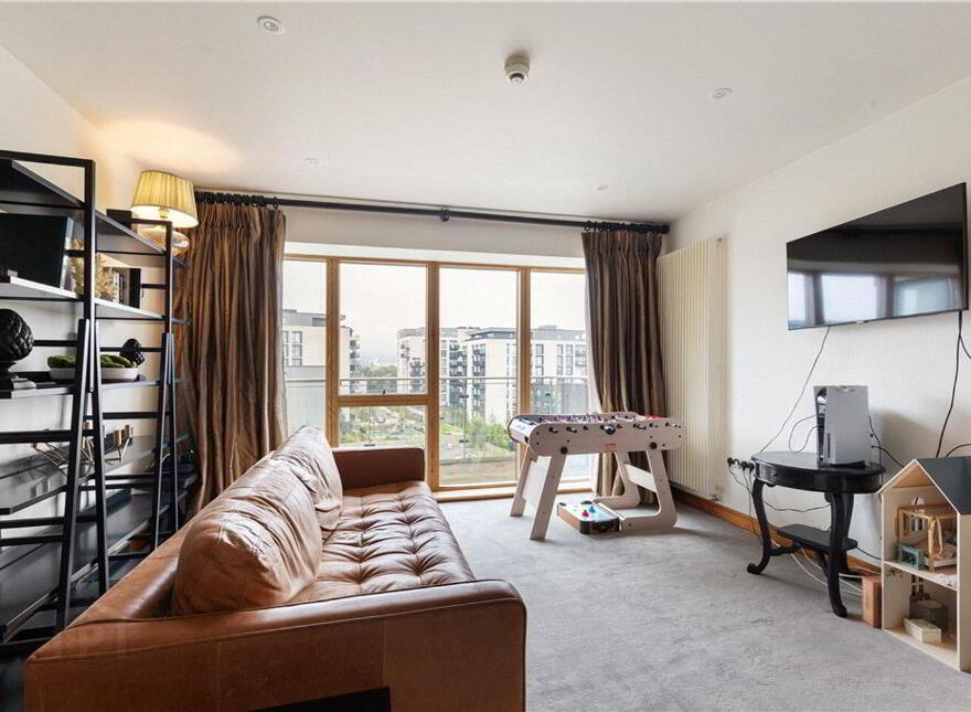 Penthouse, 215 Beechwood Court, Blackrock, Blackrock, A94CX97