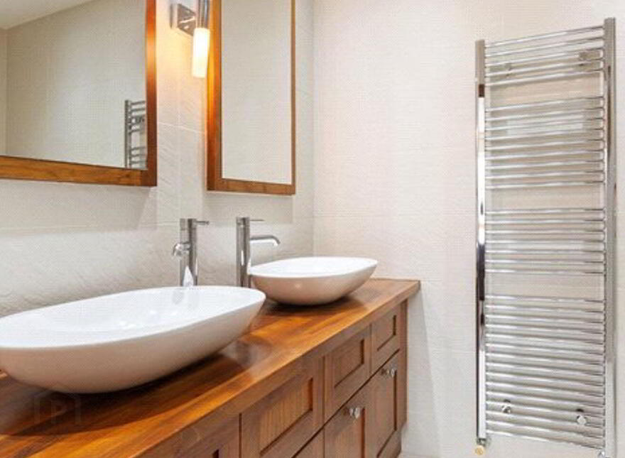Penthouse, 215 Beechwood Court, Blackrock, Blackrock, A94CX97