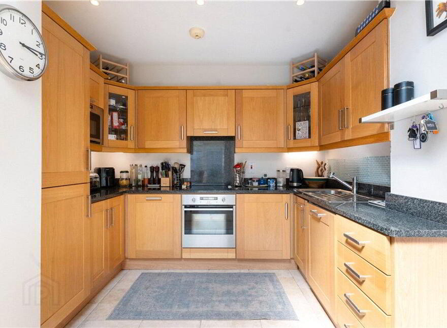 2 Flann O'Brien Mews, Avoca Road, Blackrock, Blackrock, A94P1H2