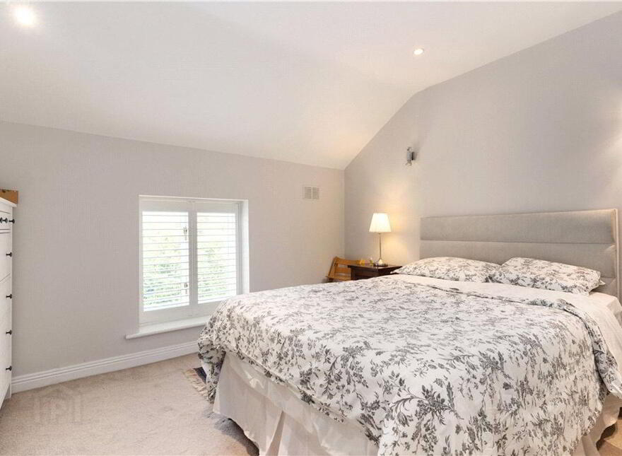 2 Flann O'Brien Mews, Avoca Road, Blackrock, Blackrock, A94P1H2