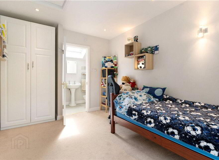 2 Flann O'Brien Mews, Avoca Road, Blackrock, Blackrock, A94P1H2