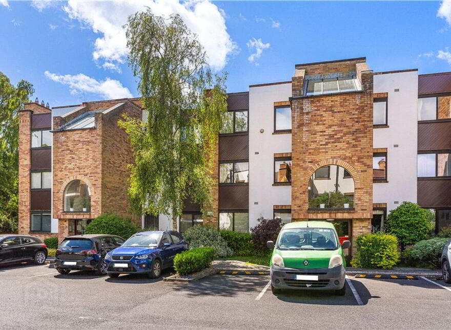 81 The Elms, Mount Merrion Avenue, Blackrock, Blackrock, A94DA24 photo