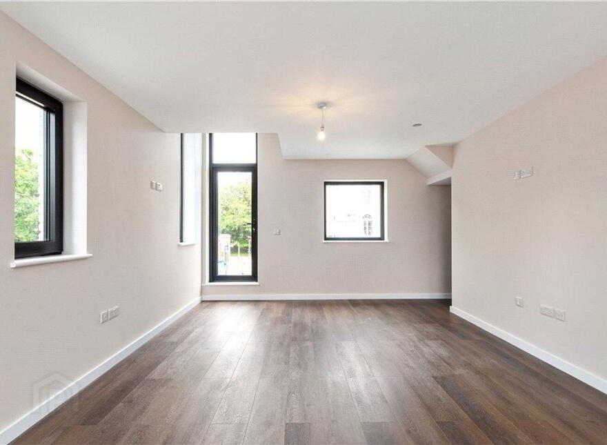 1 Montpelier Lane, Monkstown, A94Y67T