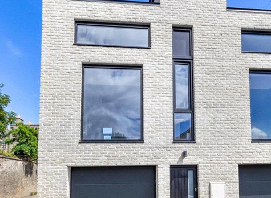 1 Montpelier Lane, Monkstown, A94Y67T