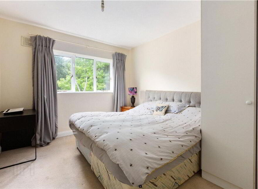 6 Merrion Park, Blackrock, Blackrock, A94PR28