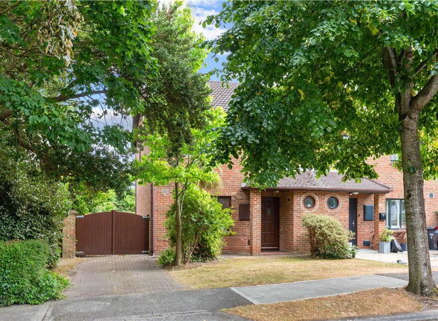 6 Merrion Park, Blackrock, Blackrock, A94PR28