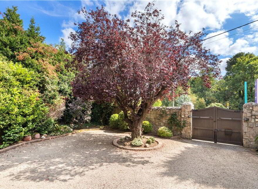 Woodleigh, Leopardstown Road, Foxrock, Foxrock, D18F3F4