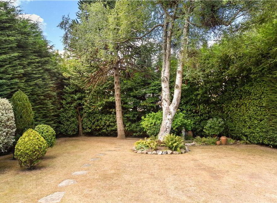 Woodleigh, Leopardstown Road, Foxrock, Foxrock, D18F3F4