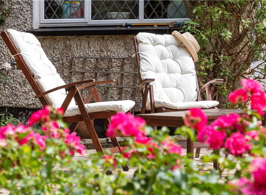 Woodleigh, Leopardstown Road, Foxrock, Foxrock, D18F3F4