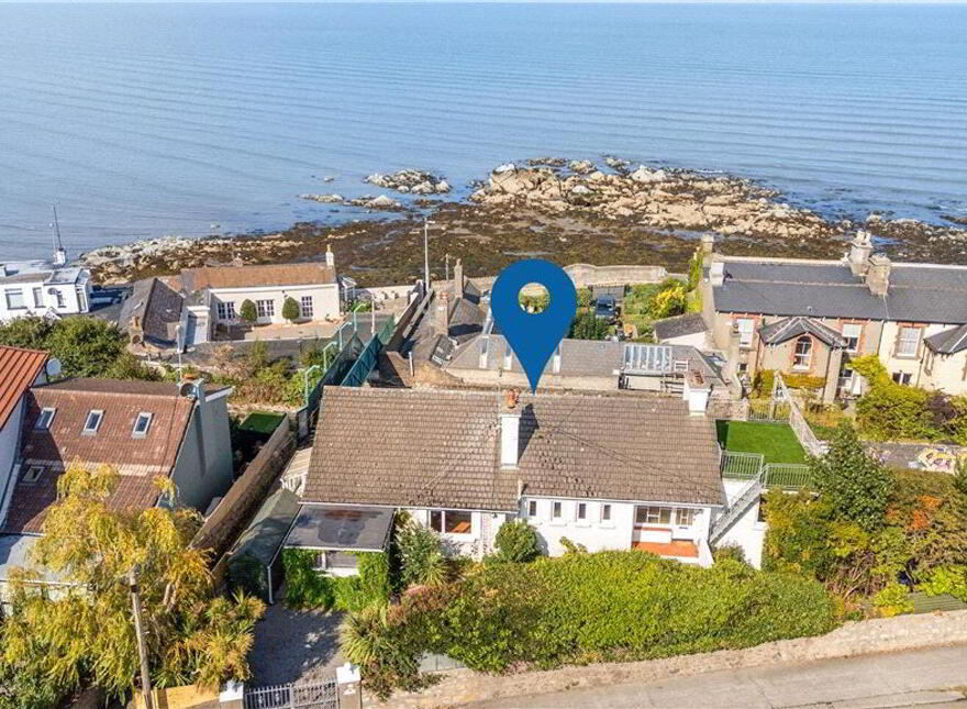 Bella Vista, 48 & 48A Seapoint Avenue, Monkstown, A94N225