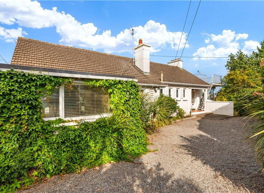 Bella Vista, 48 & 48A Seapoint Avenue, Monkstown, A94N225