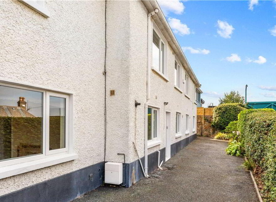 Bella Vista, 48 & 48A Seapoint Avenue, Monkstown, A94N225