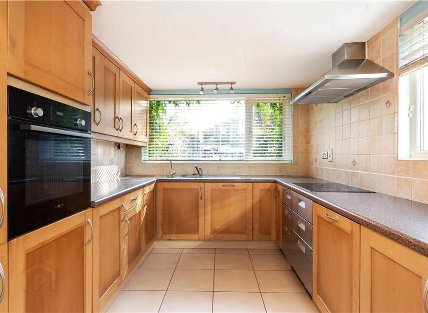 Bella Vista, 48 & 48A Seapoint Avenue, Monkstown, A94N225