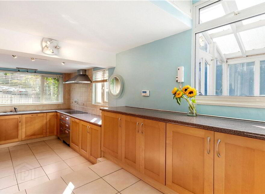 Bella Vista, 48 & 48A Seapoint Avenue, Monkstown, A94N225