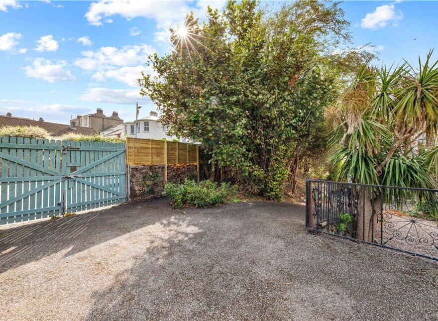 Bella Vista, 48 & 48A Seapoint Avenue, Monkstown, A94N225