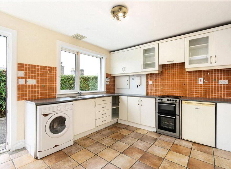 Bella Vista, 48 & 48A Seapoint Avenue, Monkstown, A94N225
