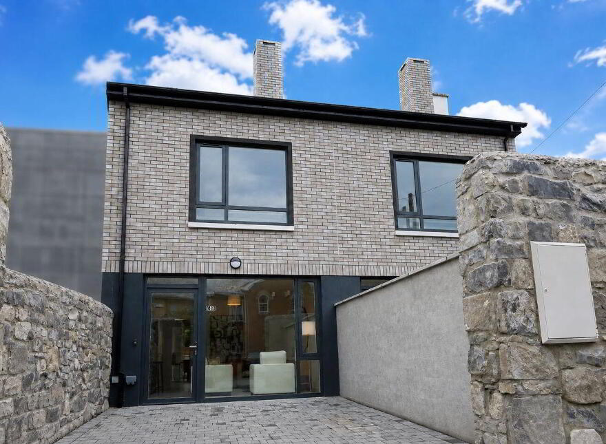 68 Garville Lane, Rathgar, D06E9E2 photo