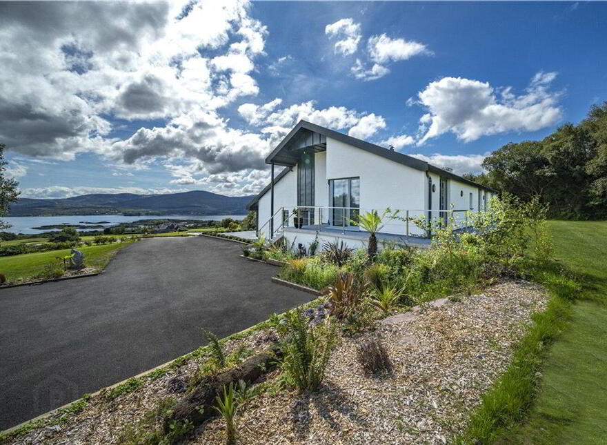 Zinc House, Templenoe, Templenoe, V93DC8R