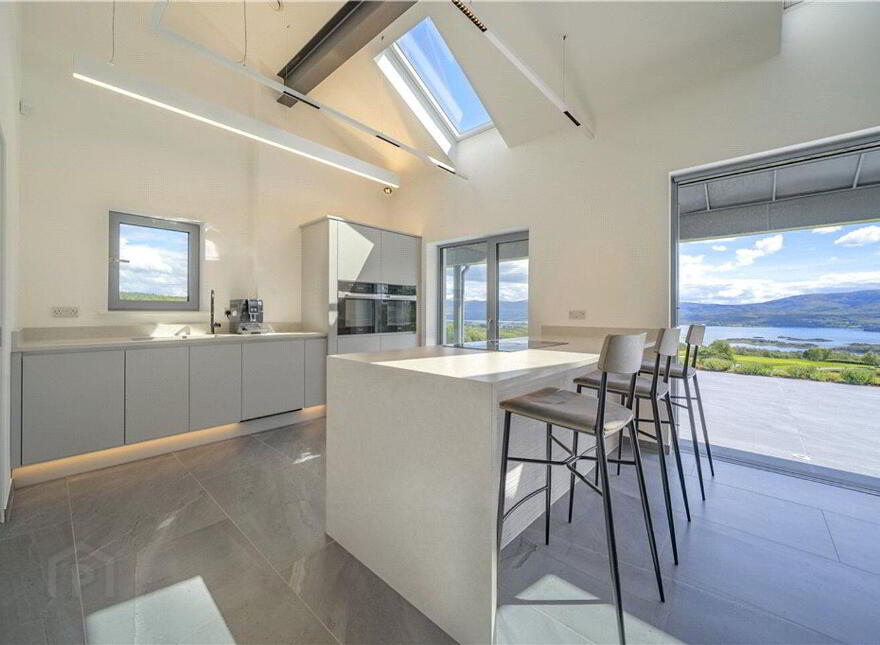 Zinc House, Templenoe, Templenoe, V93DC8R