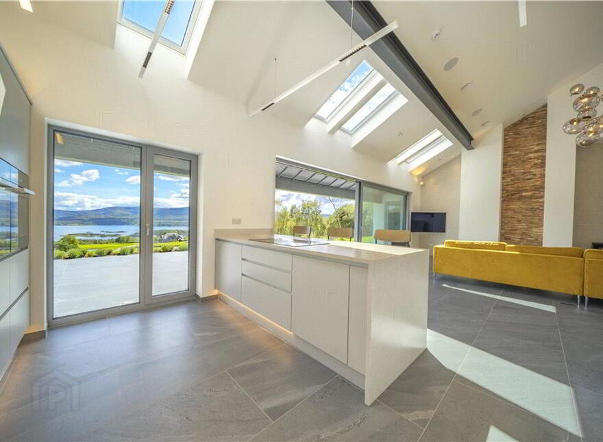 Zinc House, Templenoe, Templenoe, V93DC8R