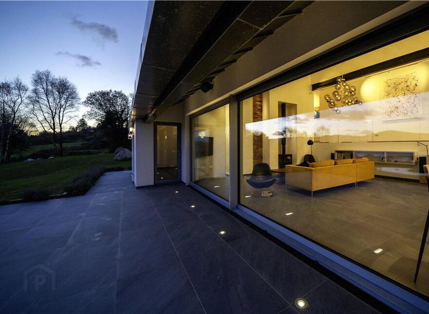 Zinc House, Templenoe, Templenoe, V93DC8R