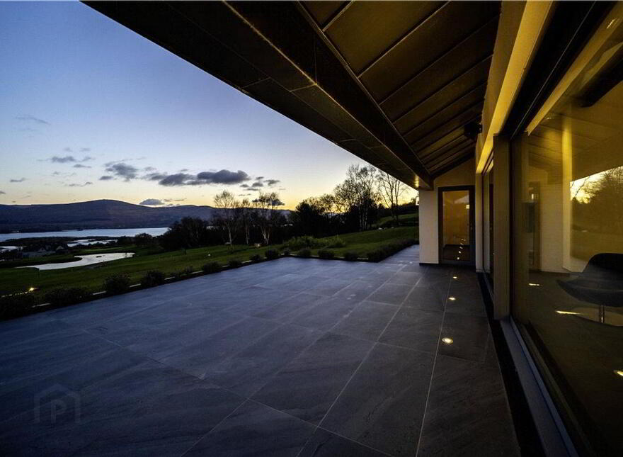 Zinc House, Templenoe, Templenoe, V93DC8R