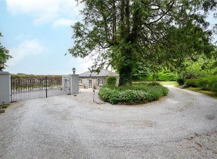 Carewswood House, Carewswood, Castlemartyr, P25XF84